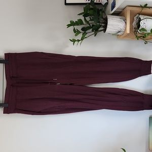 Lululemon EUC Ready to Fleece HR Joggers size 8